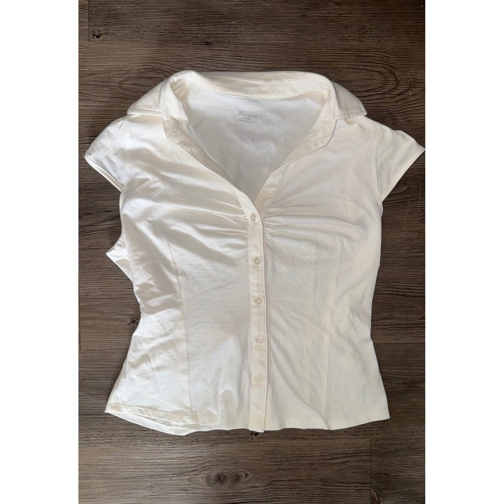 No Boundaries Winter White Ruched Button Down Short Sleeve Tie Back Top Large
